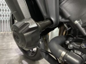Z1000SX-DIMOTIV Easy III 鋼鐵人車身防倒球