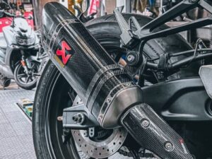 YZF R3-英國蠍全段管