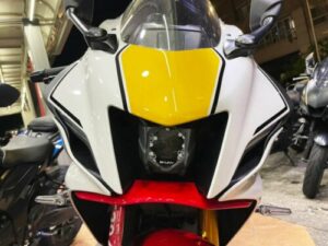 YZF R7-SKUNY大燈護片