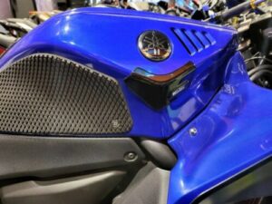 YZF R7-SKUNY硬式油箱保護塊