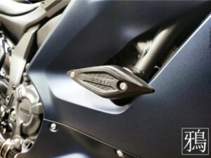 YZF R7-SKUNY車身防倒球