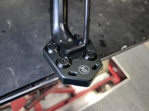 七代勁戰-GOZILLA側柱加大片