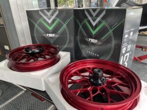 三代NMAX 155 | MOS CNC 鋁合金輪圈